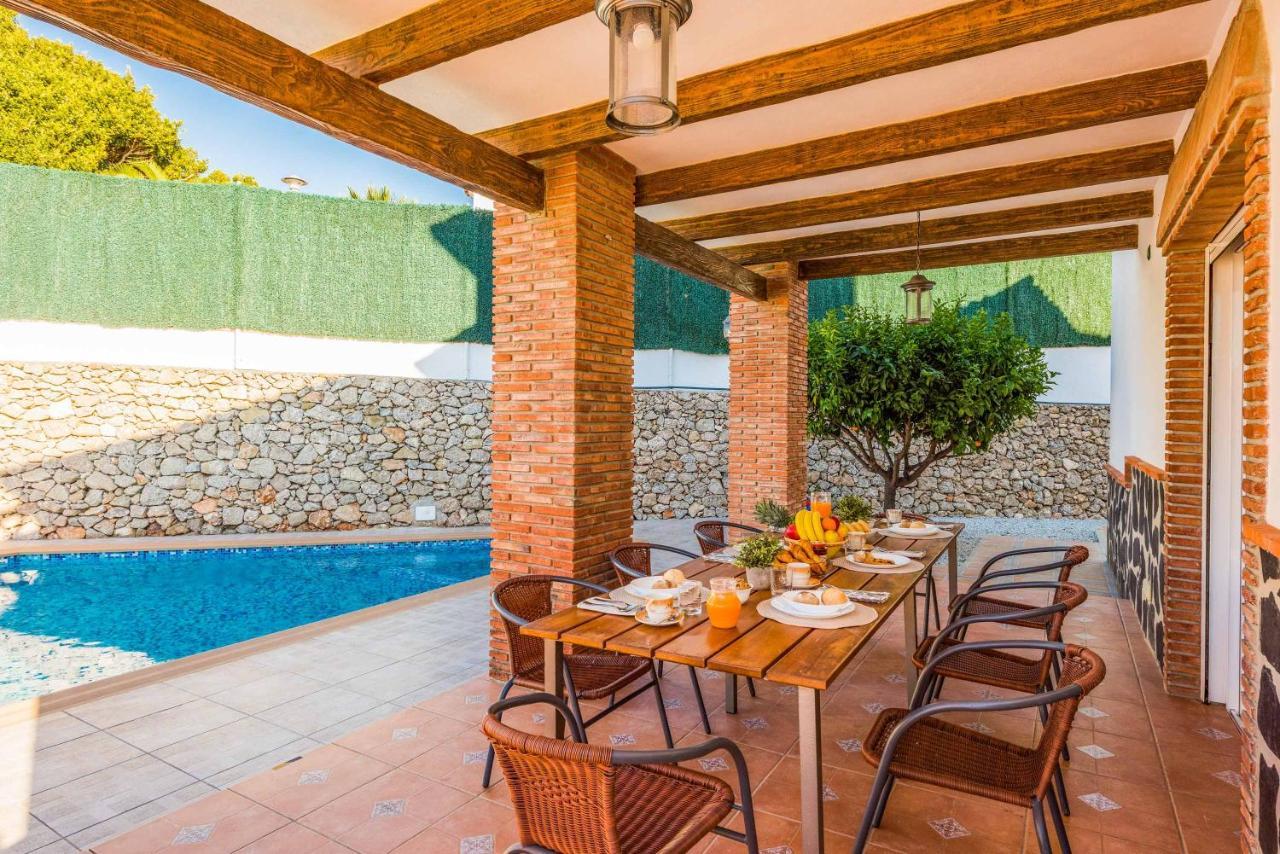 Villa Sol 네르하 외부 사진